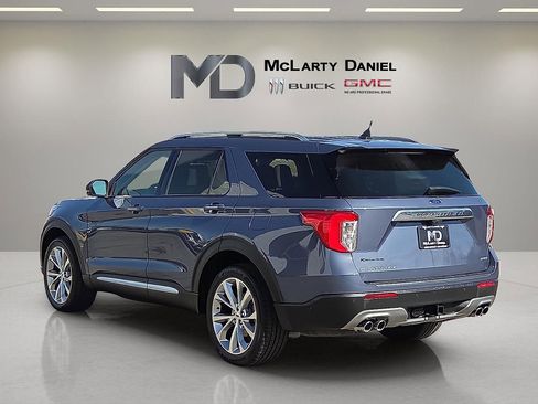 Used 2021 Ford Explorer Platinum w/ Equipment Group 601A image 4