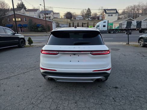 Used 2020 Lincoln Corsair Standard AWD w/ Equipment Group 101A image 6