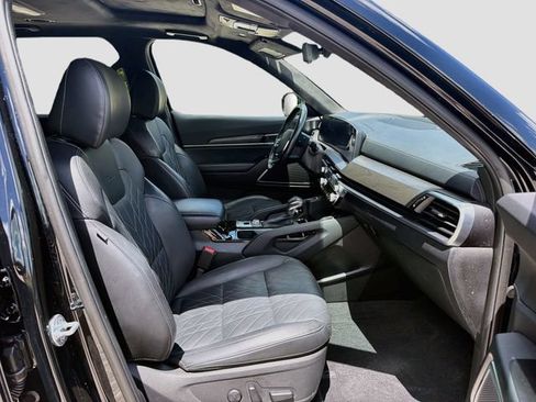 Used 2024 Kia Telluride SX Prestige X-Line AWD/4WD image 16