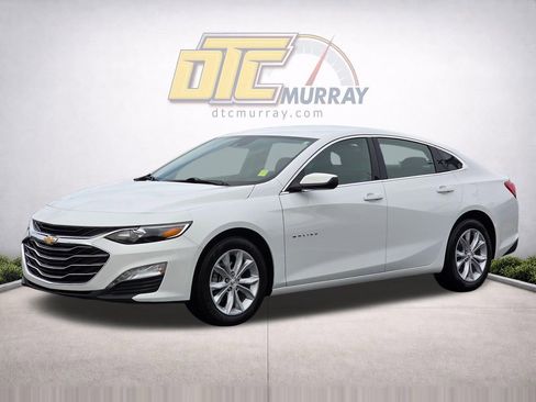 Used 2025 Chevrolet Malibu LT FWD image 2
