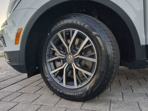 Certified 2021 Volkswagen Tiguan S image 29