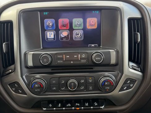 Used 2015 Chevrolet Silverado 1500 LTZ Z71 w/ LTZ Plus Package image 13