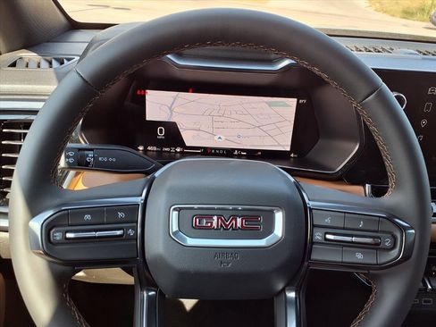 New 2026 GMC Canyon AT4 image 7