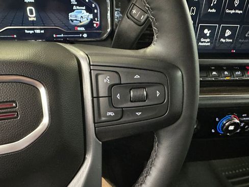 Used 2023 GMC Sierra 1500 Elevation image 8