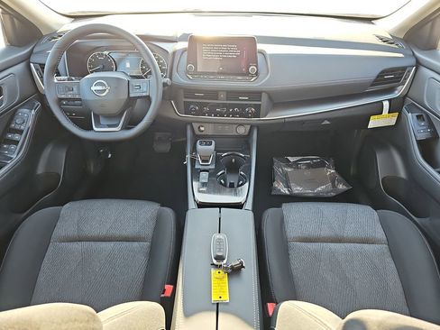 New 2026 Nissan Rogue SV image 12