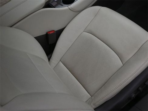 Used 2024 Chevrolet Malibu LT image 33