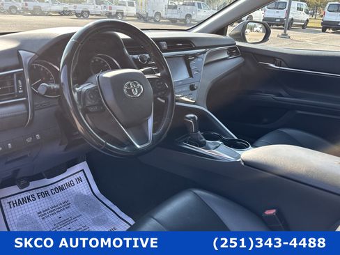 Used 2020 Toyota Camry SE image 20