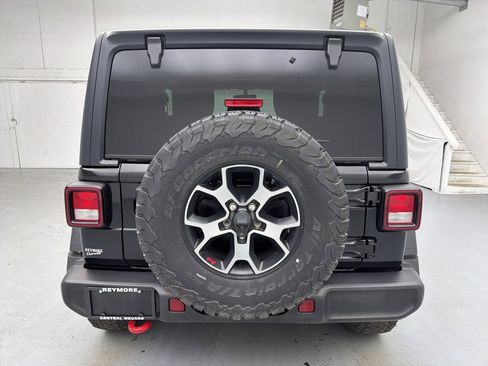 Used 2022 Jeep Wrangler Rubicon w/ Cold Weather Group image 10