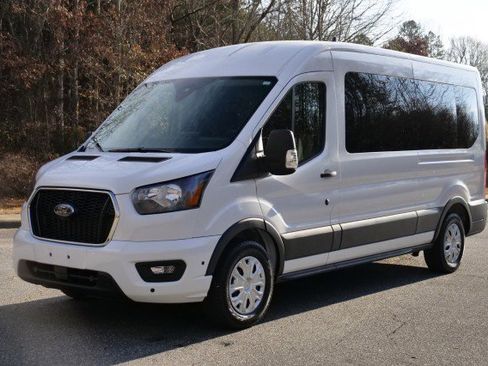 Used 2025 Ford Transit 350 XLT image 6