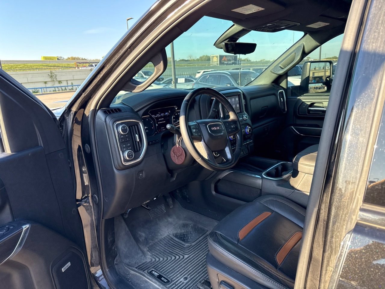 Used 2023 GMC Sierra 2500 AT4 w/ AT4 Premium Plus Package AWD/4WD image 20