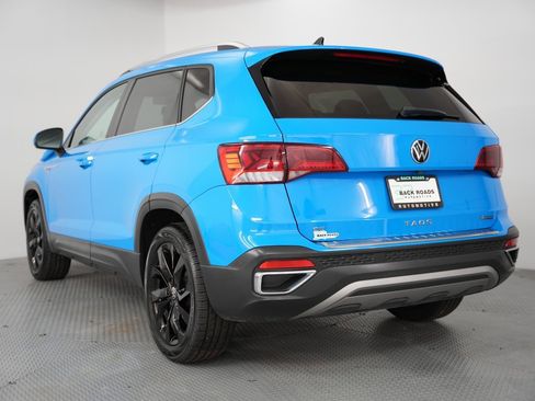 Used 2022 Volkswagen Taos SE image 7