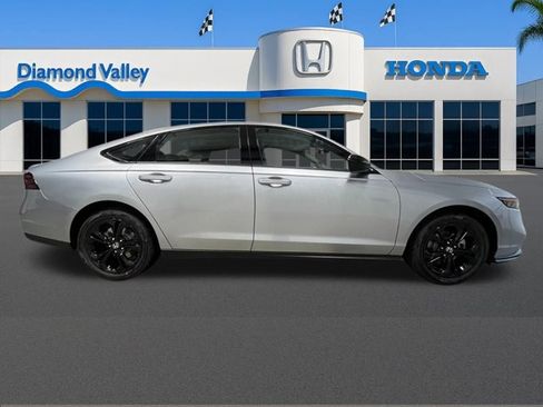 New 2025 Honda Accord SE image 2