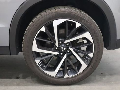 Used 2022 Mitsubishi Outlander SE AWD/4WD image 38