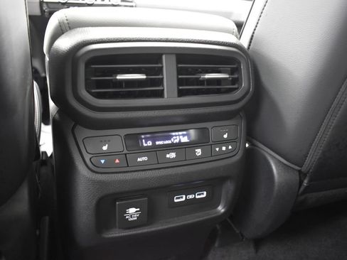 Used 2023 Honda Pilot Elite image 30