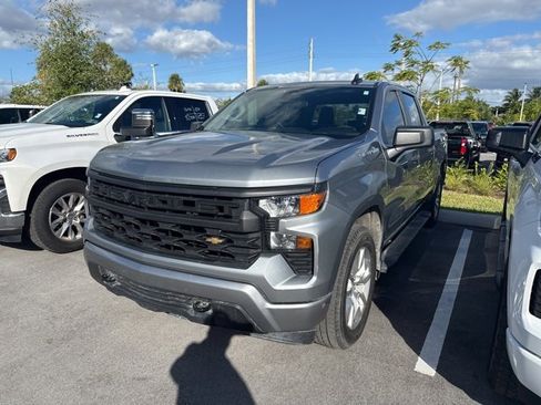 Certified 2024 Chevrolet Silverado 1500 Custom image 3