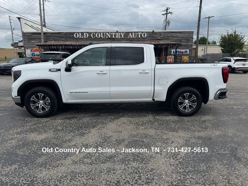 Used 2024 GMC Sierra 1500 SLE w/ Preferred Package AWD/4WD image 1