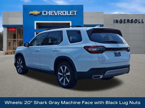 Used 2025 Honda Pilot Touring image 22