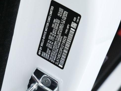 Used 2023 Rolls-Royce Cullinan Black Badge w/ Dark Exterior Package image 49