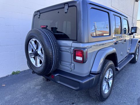Used 2021 Jeep Wrangler Unlimited Sahara w/ Uconnect 4C Nav & Sound Group image 9