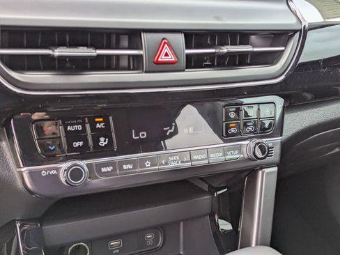 New 2026 Kia Seltos S FWD image 24