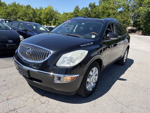 Used 2012 Buick Enclave Leather FWD image 2