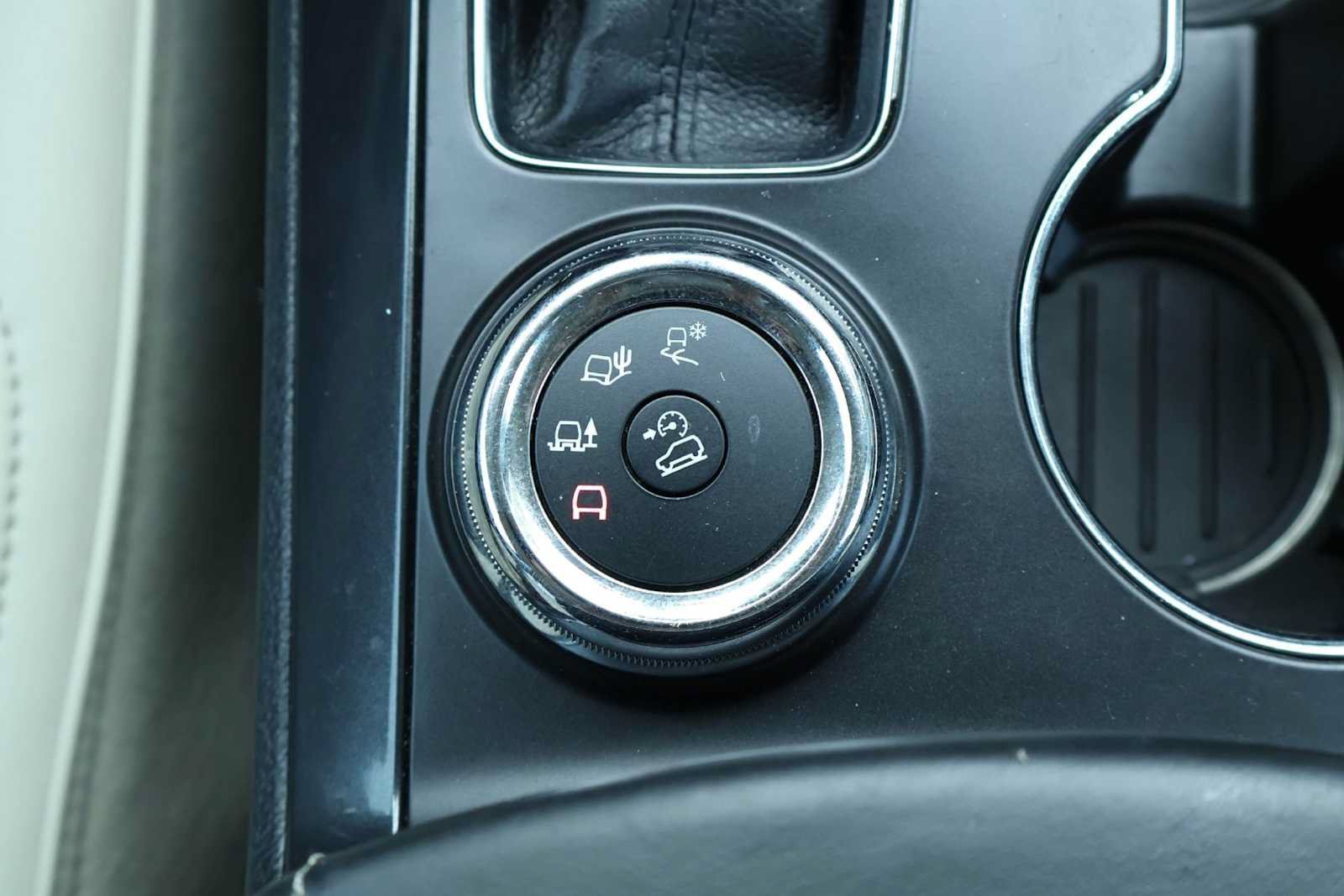 Used 2019 Ford Explorer Platinum AWD/4WD image 25