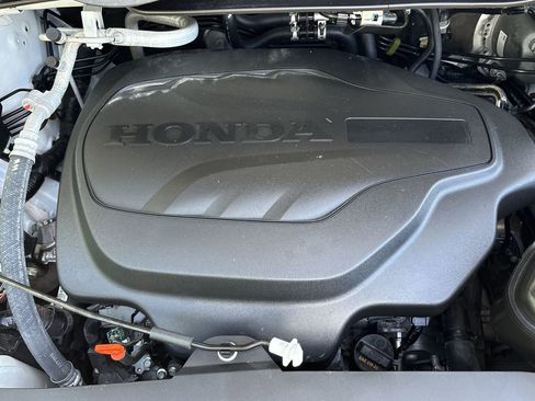 Certified 2024 Honda Odyssey Elite image 21