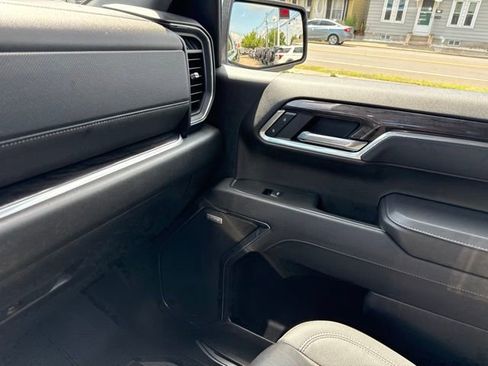 Used 2025 Chevrolet Silverado 1500 LTZ w/ LTZ Premium Package AWD/4WD image 22