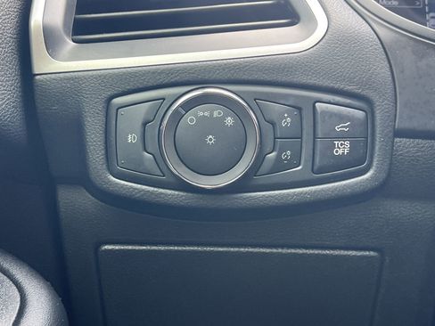 Certified 2022 Ford Edge SEL w/ Sport Appearance Package image 18