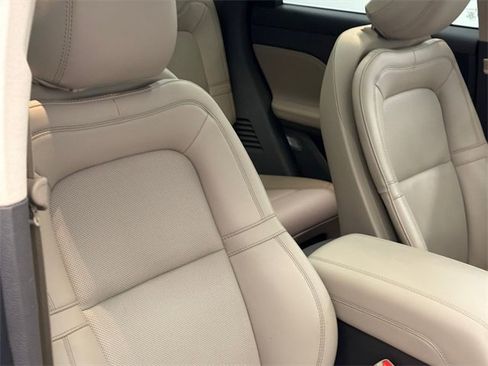 Used 2024 Lincoln Corsair FWD w/ Equipment Group 101A image 11