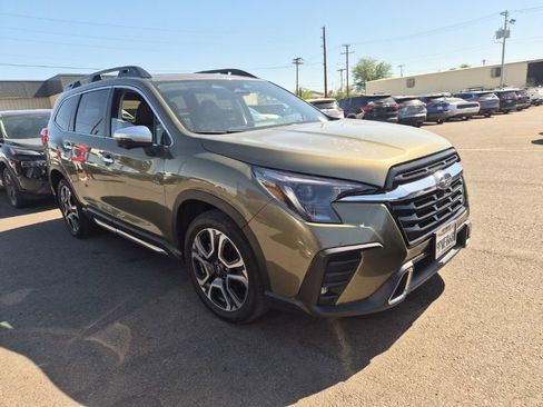 Used 2023 Subaru Ascent Touring AWD/4WD image 2