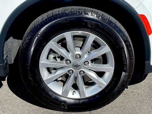 Used 2024 Dodge Durango SXT image 30