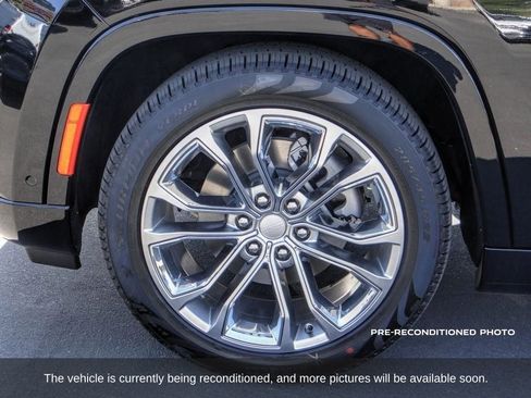 Used 2023 Jeep Grand Wagoneer Series II image 29