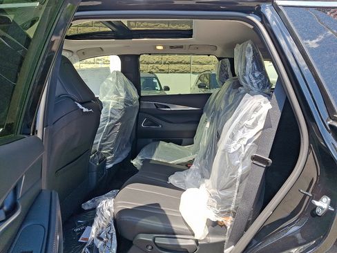 New 2026 INFINITI QX60 Luxe w/ Cargo Package AWD/4WD image 5