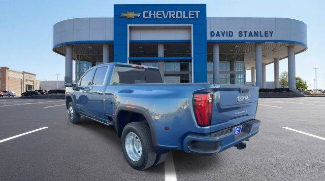 Used 2026 GMC Sierra 3500 Denali Ultimate AWD/4WD image 6