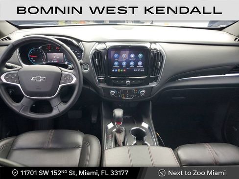 Used 2023 Chevrolet Traverse RS image 15