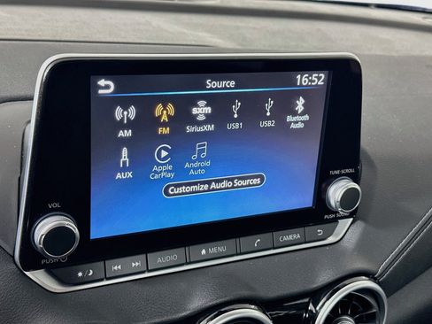 Used 2025 Nissan Sentra SV FWD image 21