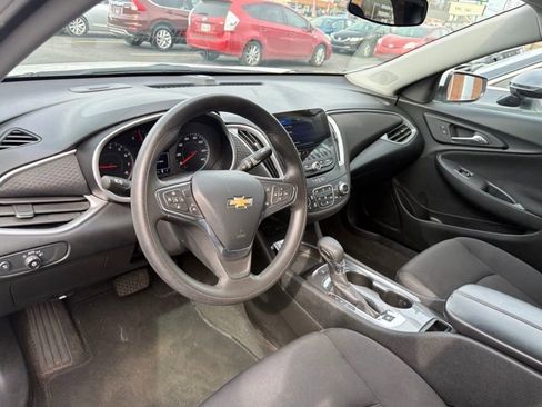 Used 2024 Chevrolet Malibu LT image 16