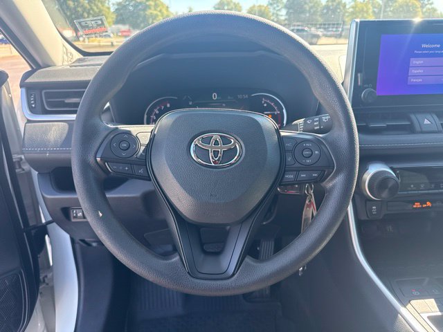 Used 2025 Toyota RAV4 LE FWD image 29