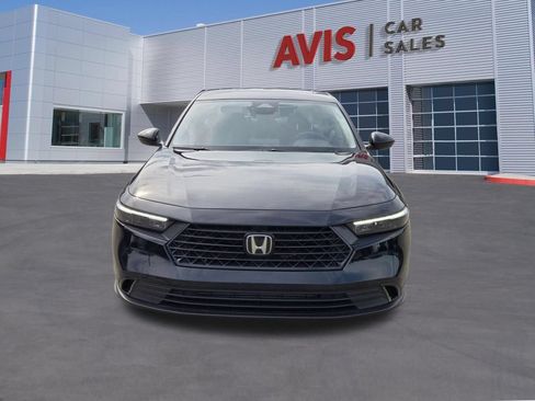 Used 2025 Honda Accord SE image 2