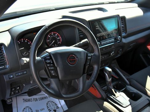 Used 2024 Nissan Frontier PRO-4X w/ Off-Road Protection Package image 14