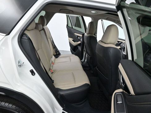 Used 2021 Subaru Outback Limited XT image 34