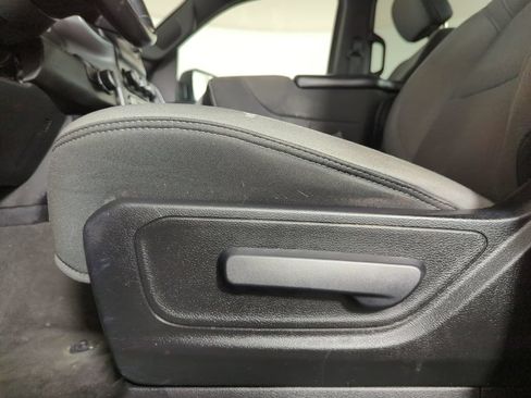 Used 2022 RAM 1500 Big Horn RWD image 25