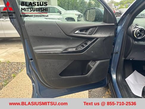 Used 2025 Chevrolet Equinox LT w/ Convenience Package II AWD/4WD image 17