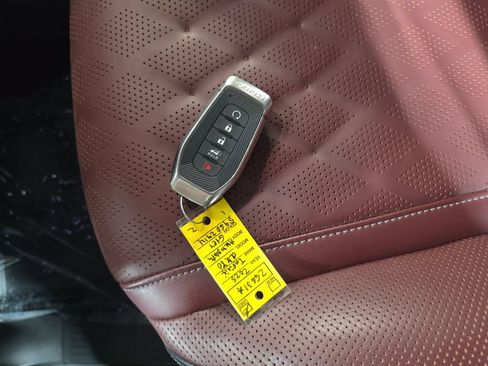 Used 2025 INFINITI QX80 Autograph AWD/4WD image 33