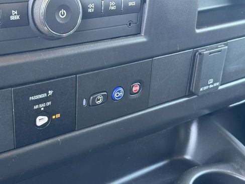 Used 2025 GMC Savana 2500 w/ Driver Convenience Package RWD image 31