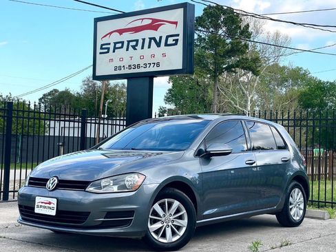 Used 2015 Volkswagen Golf S FWD image 1