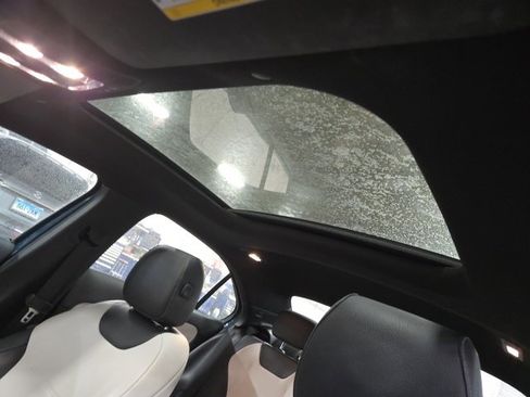 Certified 2019 Mercedes-Benz A 220 4MATIC image 3