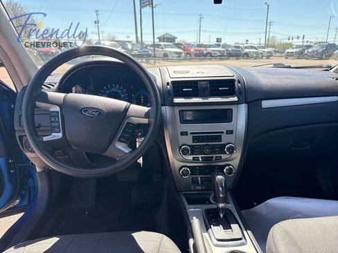Used 2011 Ford Fusion SE w/ 201A Rapid Spec Order Code FWD image 13