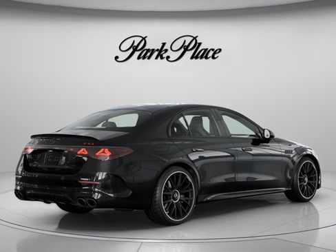 New 2026 Mercedes-Benz E 53 AMG e 4MATIC Sedan image 16